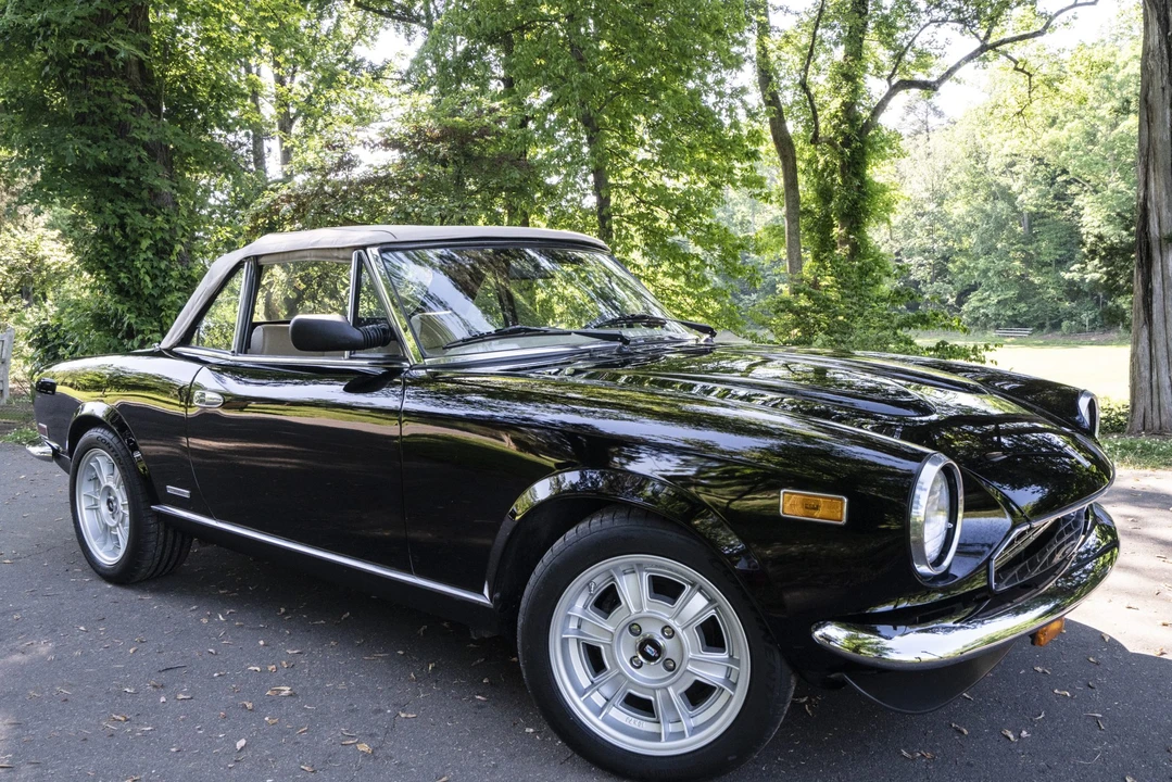 1984 Fiat 124 Sport Spider - Image 3 of 31
