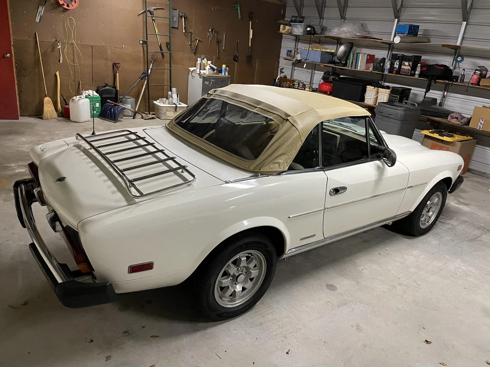 1984 Fiat 124 Sport Spider - Image 16 of 31