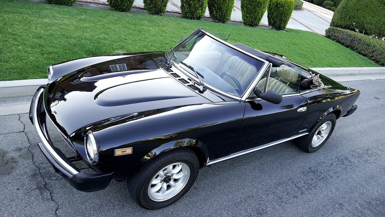 1984 Fiat 124 Sport Spider - Image 3 of 31