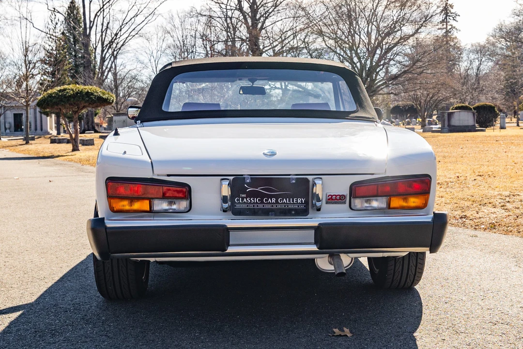 1984 Fiat 124 Sport Spider - Image 18 of 31