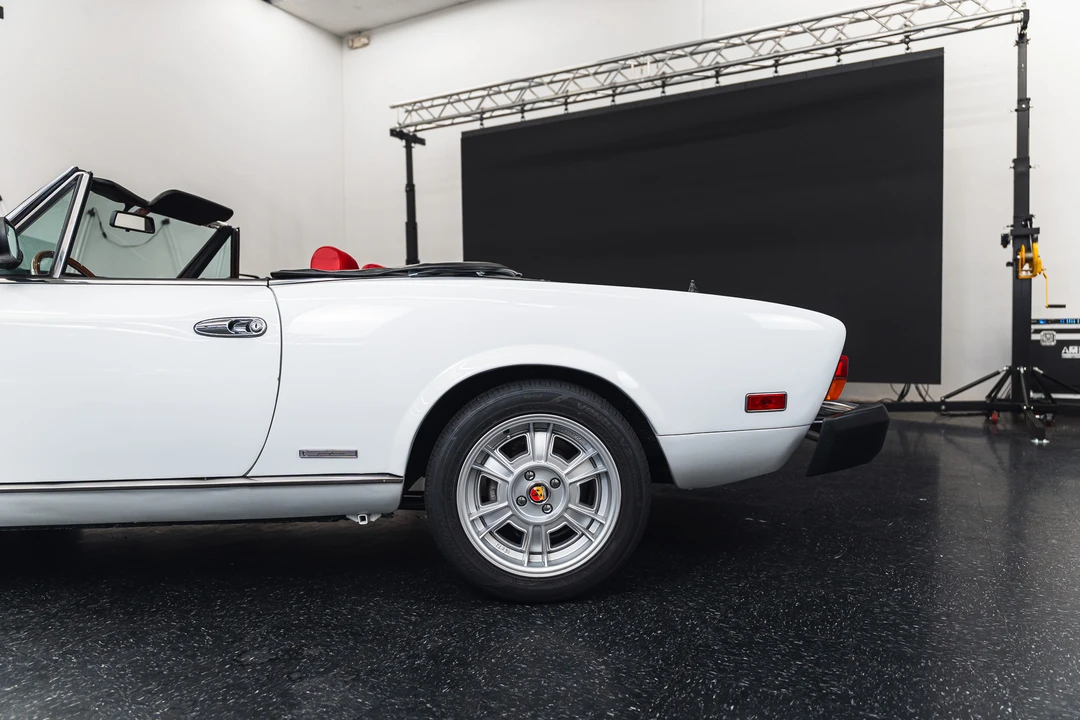 1984 Fiat 124 Sport Spider - Image 31 of 31