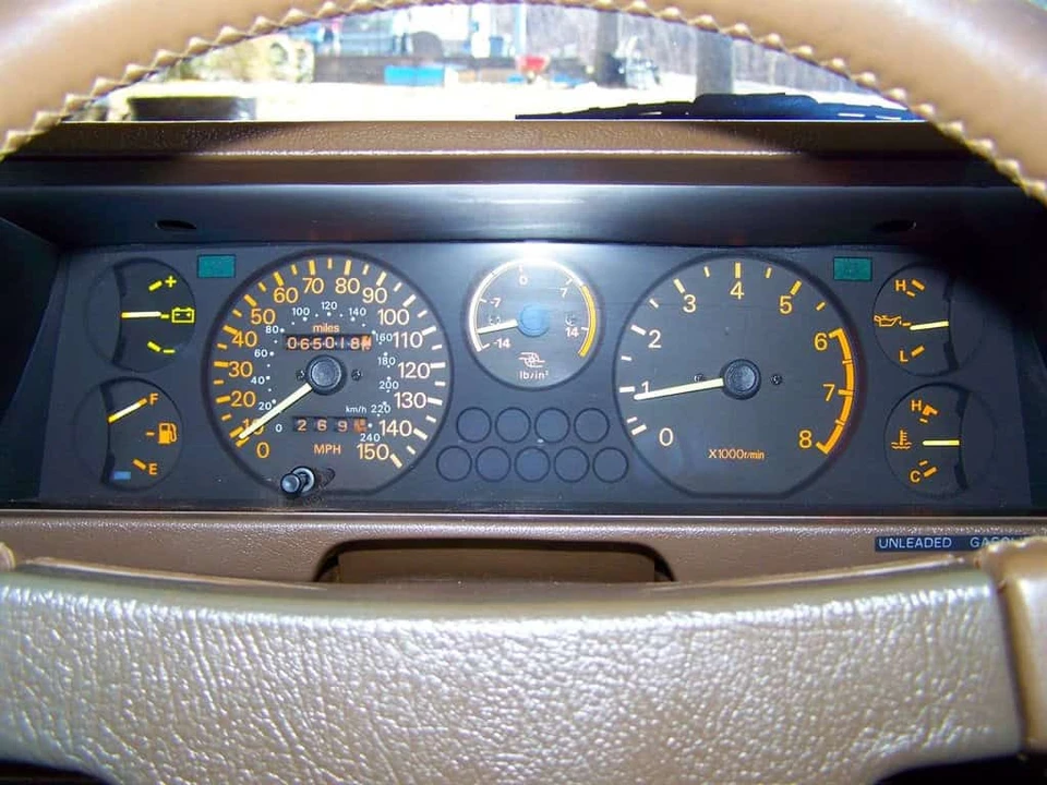 1984 Plymouth - Image 7 of 31