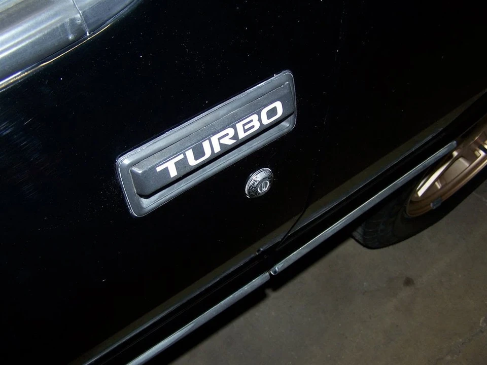 1984 Plymouth - Image 30 of 31