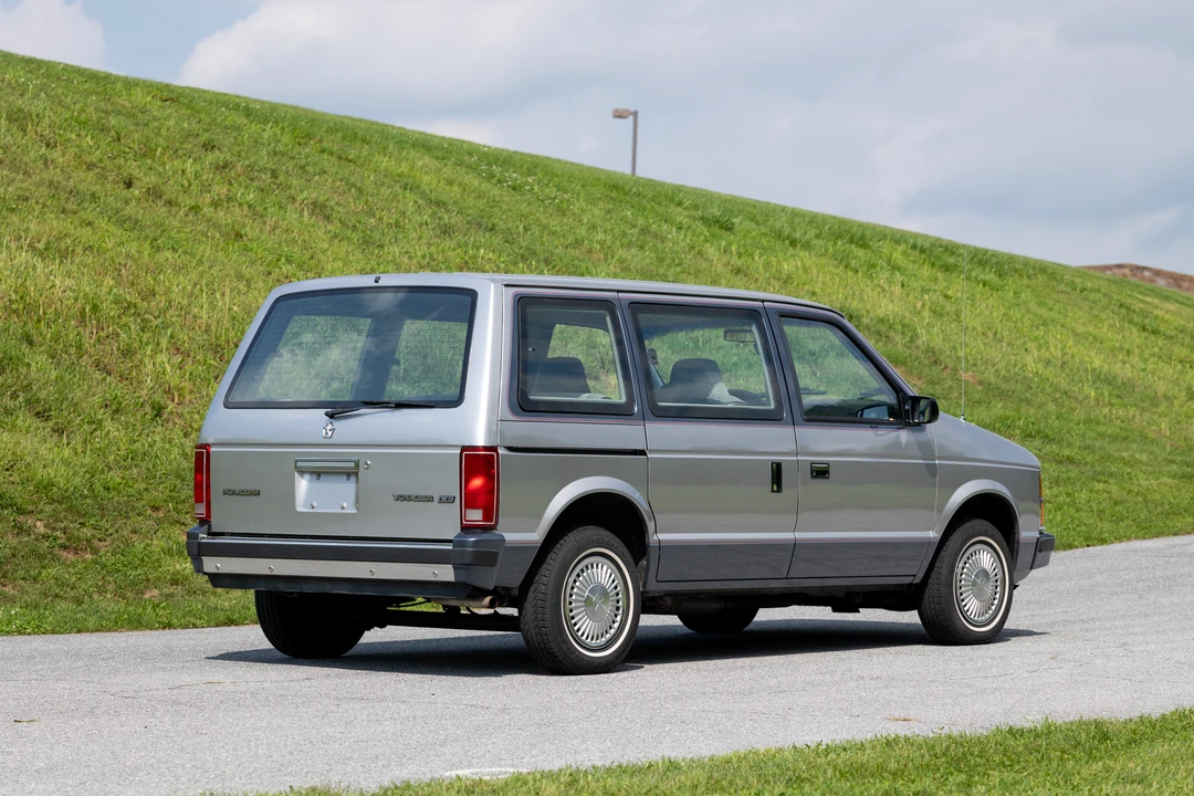 1984 Plymouth Voyager & Grand Voyager - Image 6 of 31