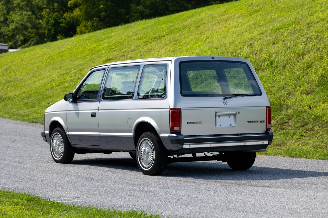 1984 Plymouth Voyager & Grand Voyager - Image 15 of 31