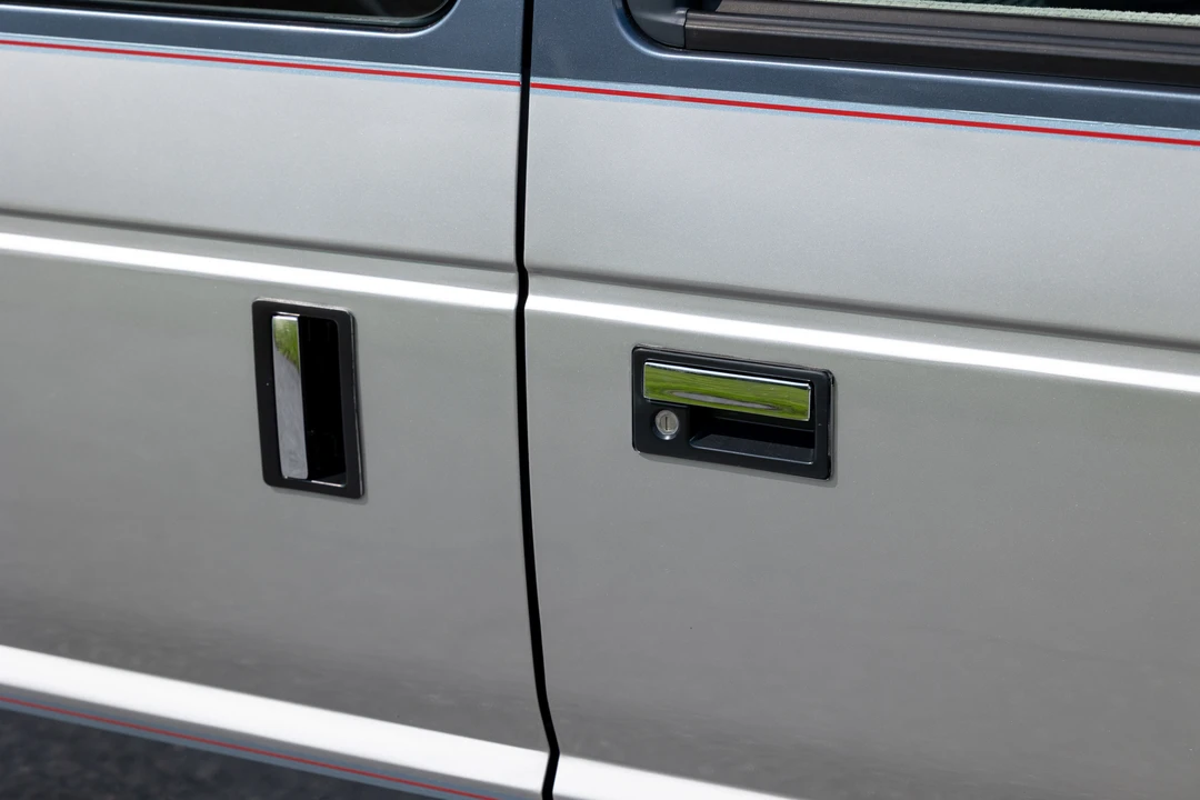1984 Plymouth Voyager & Grand Voyager - Image 30 of 31