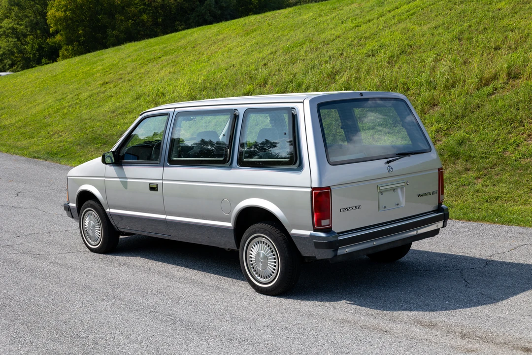 1984 Plymouth Voyager & Grand Voyager - Image 12 of 31