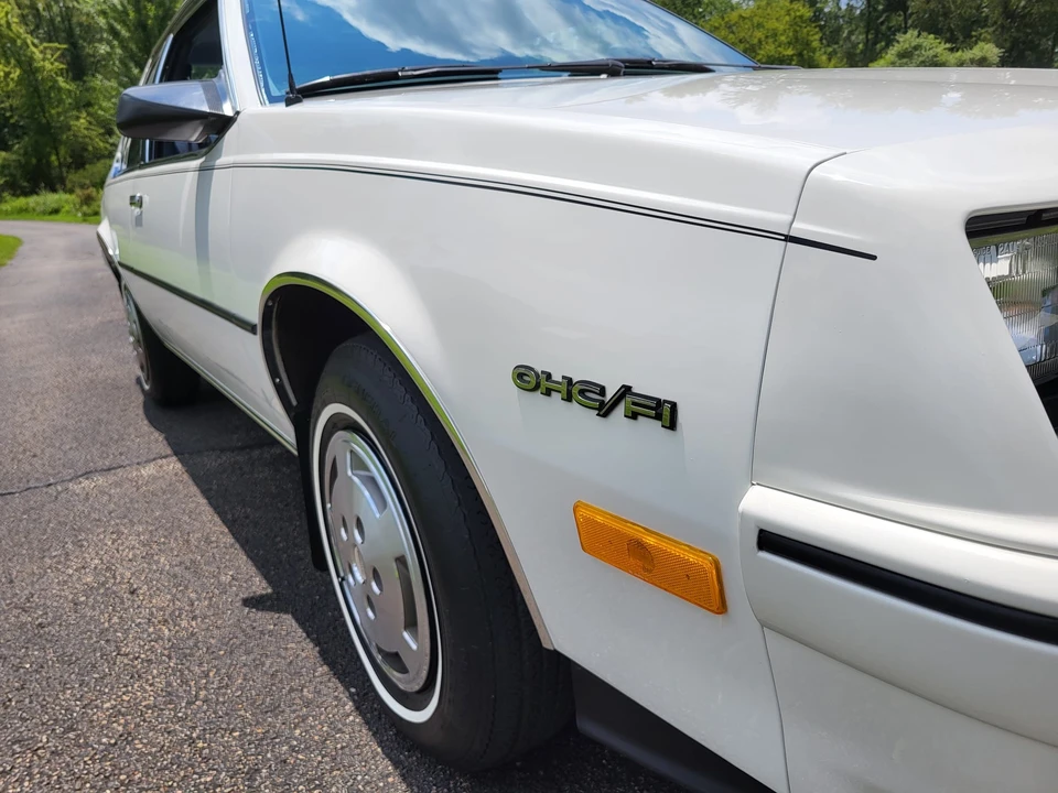 1984 Pontiac Sunbird - Image 28 of 31