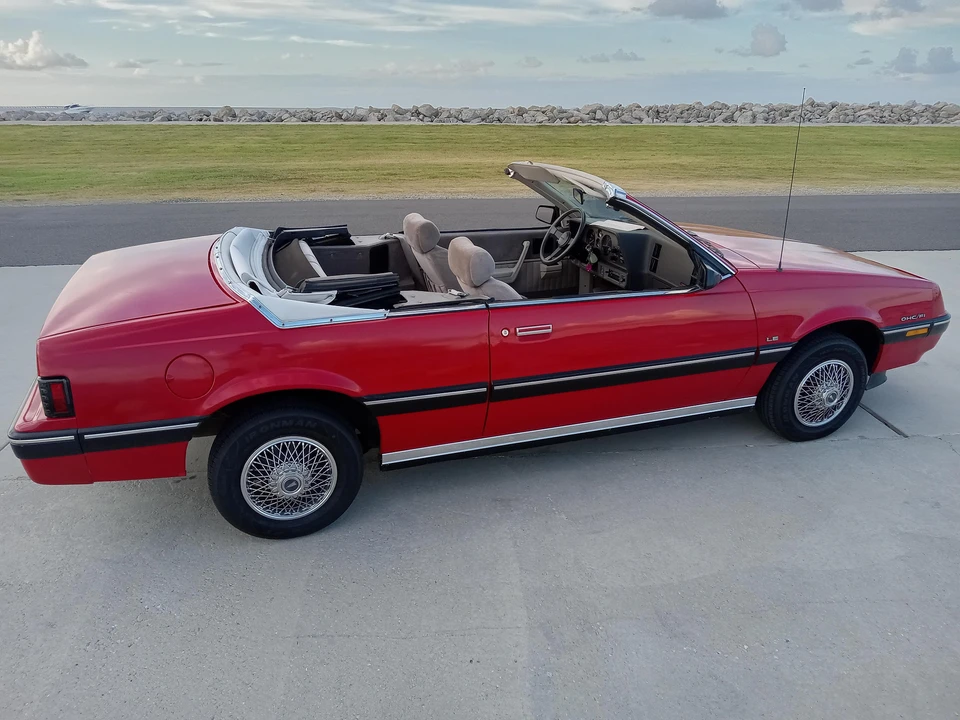 1984 Pontiac Sunbird - Image 29 of 31