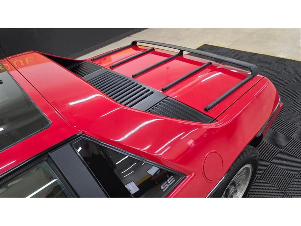 1984 Pontiac Fiero - Image 18 of 31