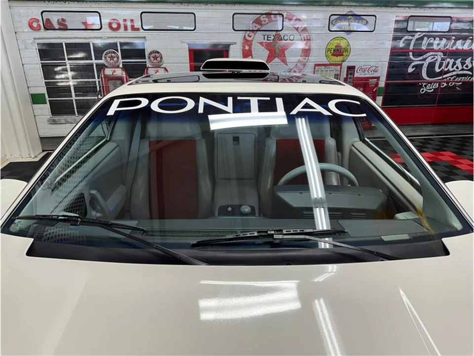 1984 Pontiac Fiero - Image 17 of 31