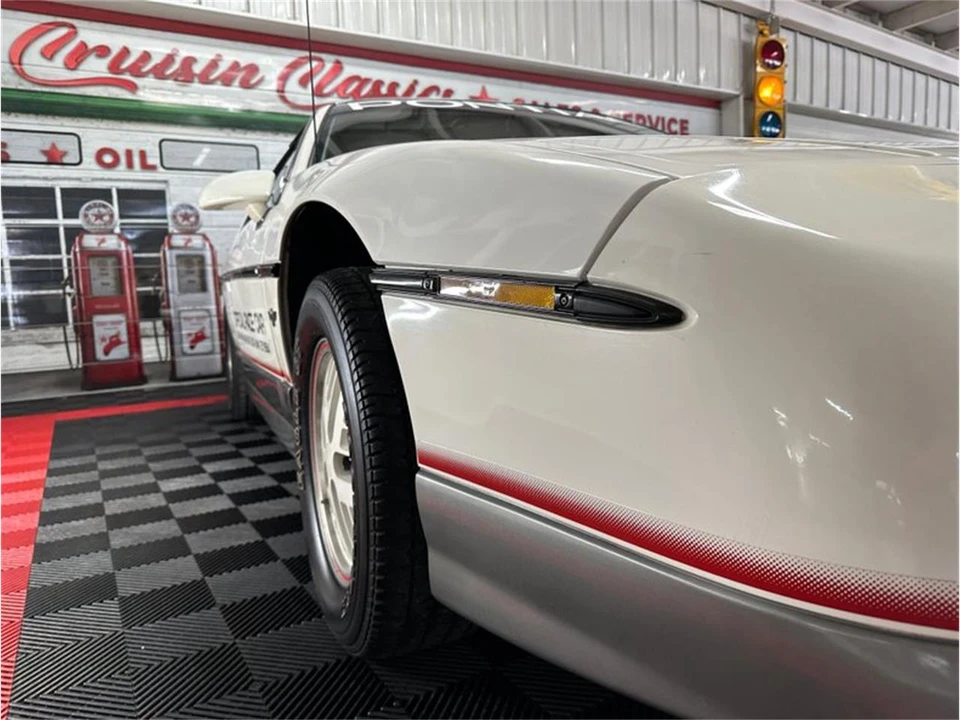 1984 Pontiac Fiero - Image 12 of 31