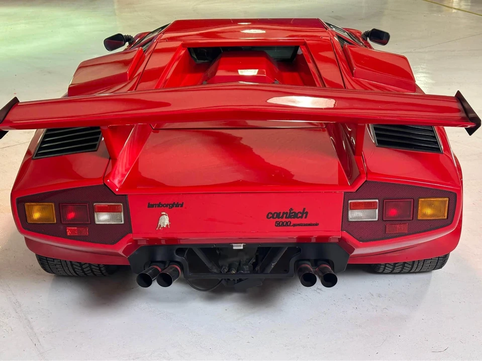 1984 Pontiac Fiero - Image 12 of 31