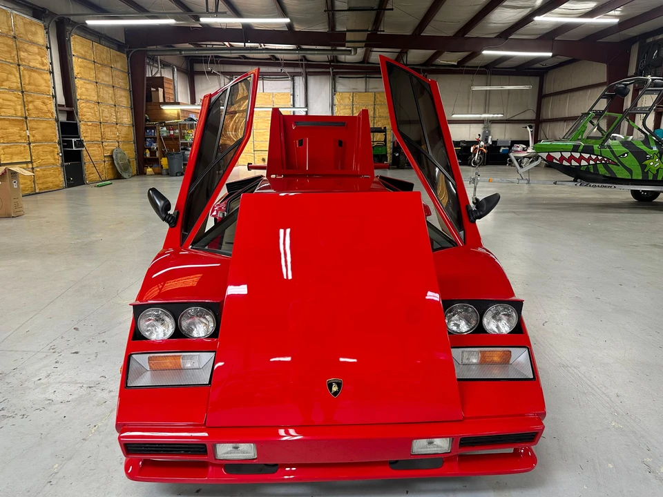 1984 Pontiac Fiero - Image 6 of 31