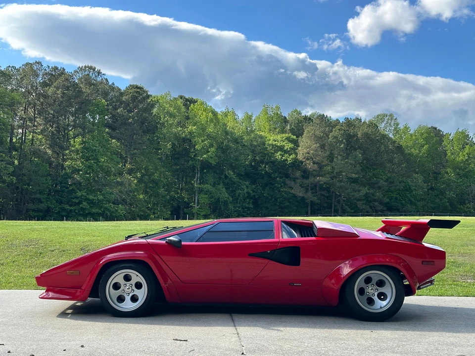 1984 Pontiac Fiero - Image 9 of 31