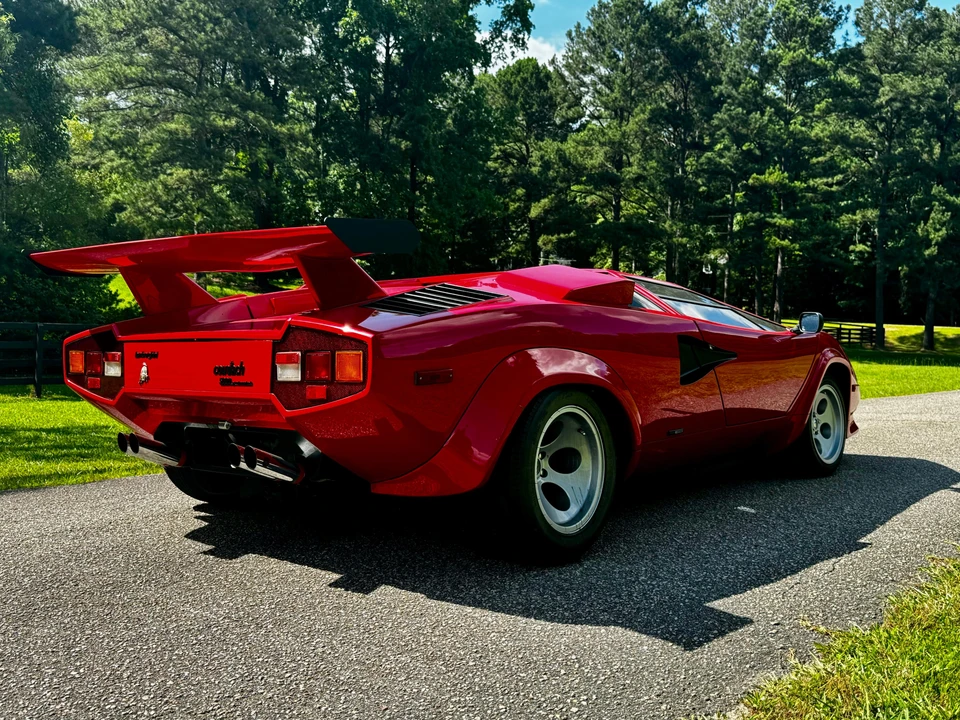 1984 Pontiac Fiero - Image 13 of 31