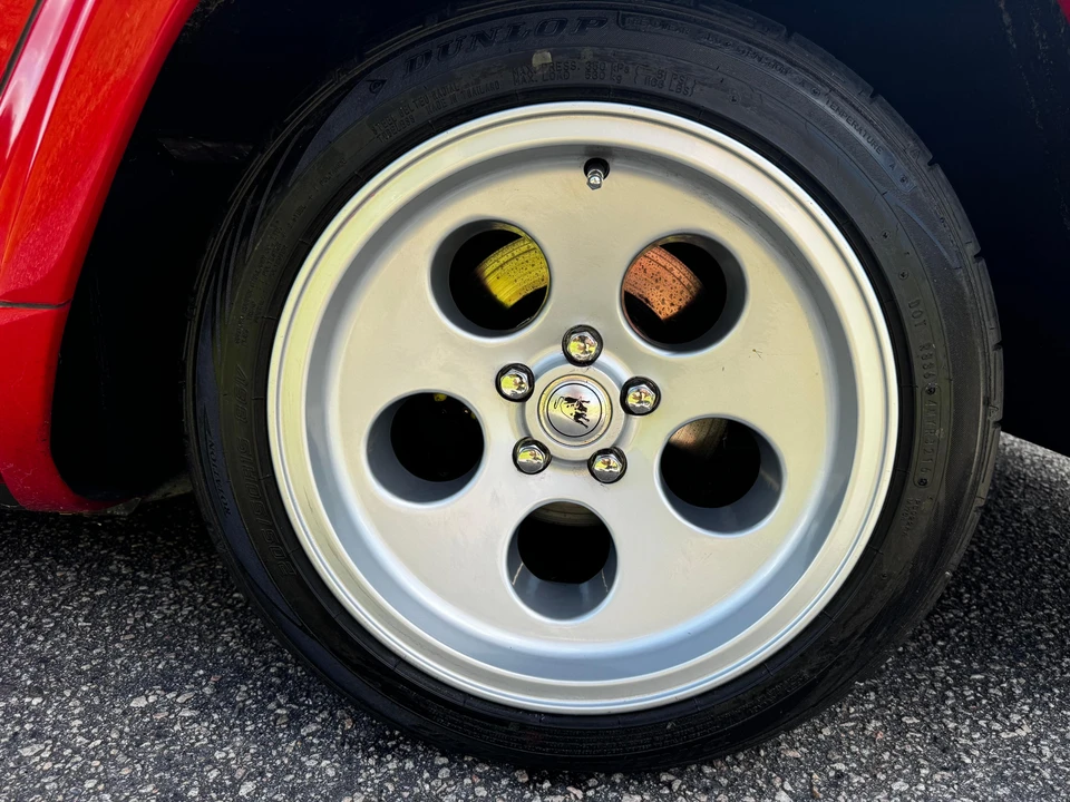 1984 Pontiac Fiero - Image 26 of 31