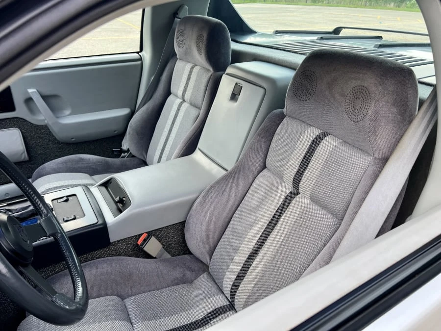 1984 Pontiac Fiero - Image 13 of 29