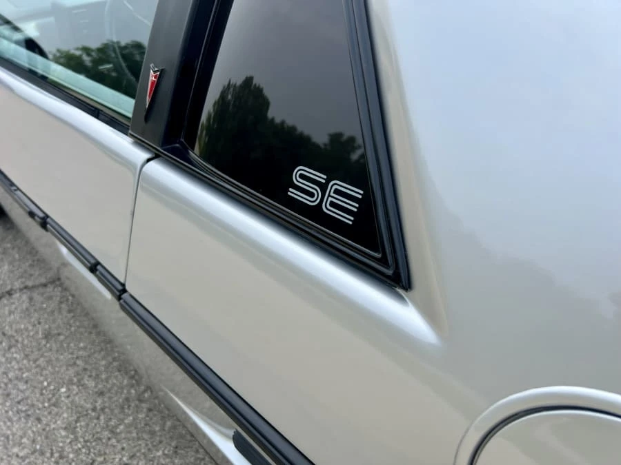 1984 Pontiac Fiero - Image 9 of 29