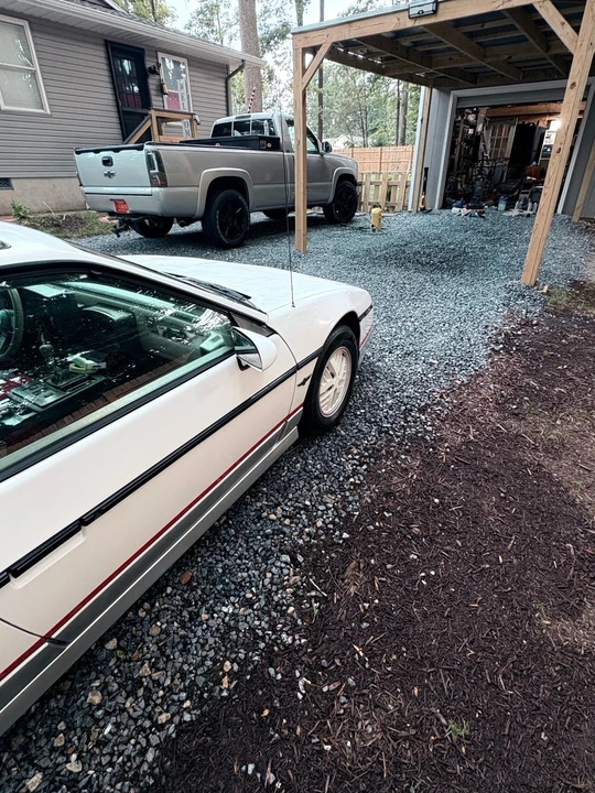 1984 Pontiac Fiero - Image 21 of 31