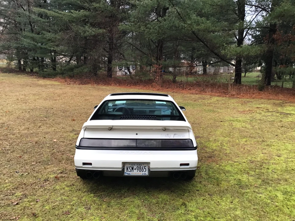 1984 Pontiac Fiero - Image 31 of 31