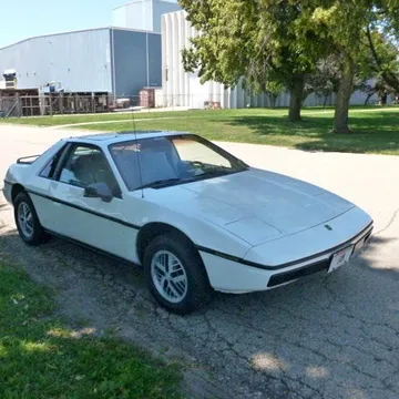 1984 Pontiac Fiero SE