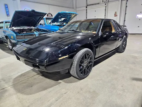 1984 Pontiac Fiero SE