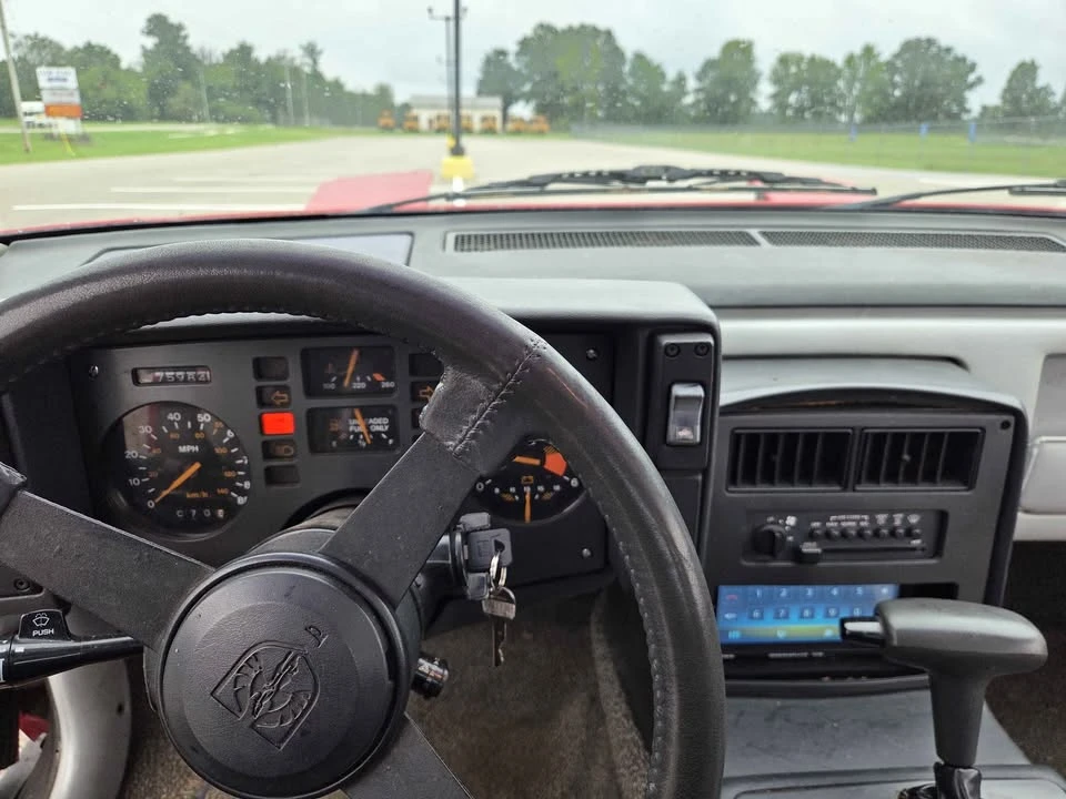 1984 Pontiac Fiero - Image 9 of 9