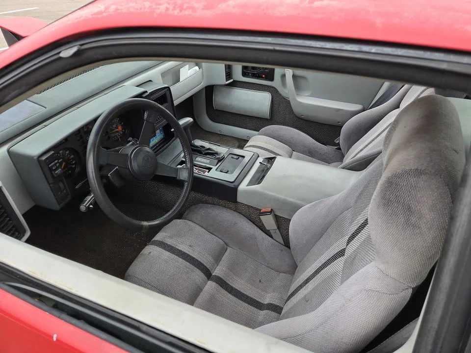 1984 Pontiac Fiero - Image 7 of 9