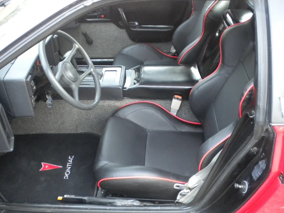 1984 Pontiac Fiero - Image 3 of 21