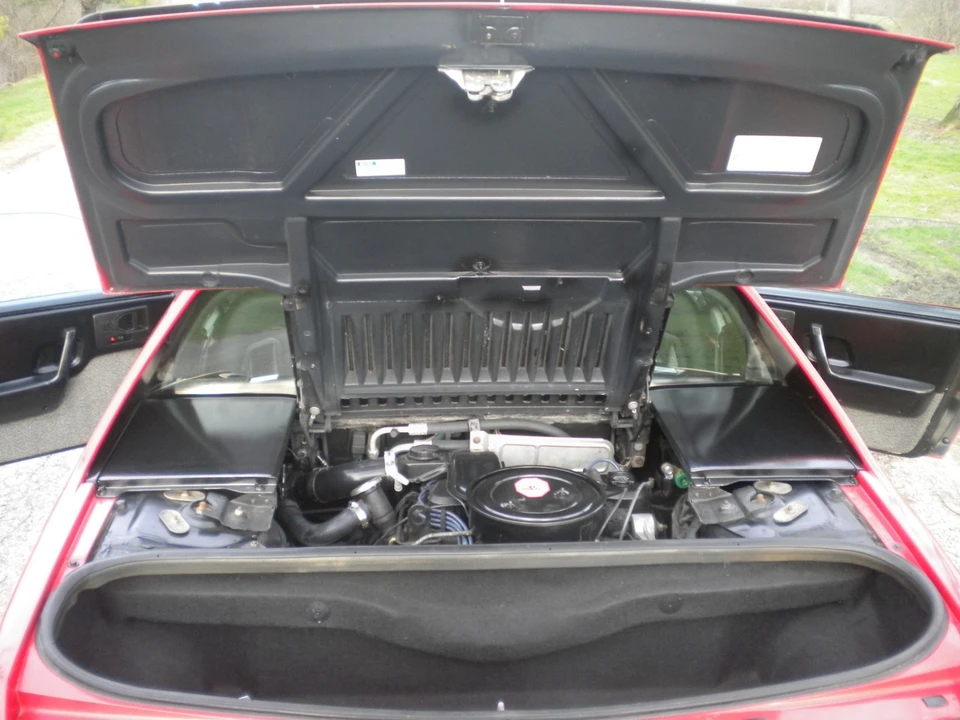 1984 Pontiac Fiero - Image 12 of 21