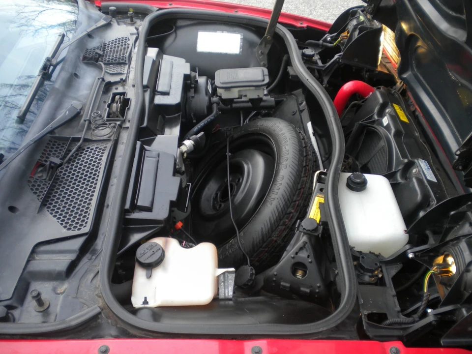 1984 Pontiac Fiero - Image 20 of 21