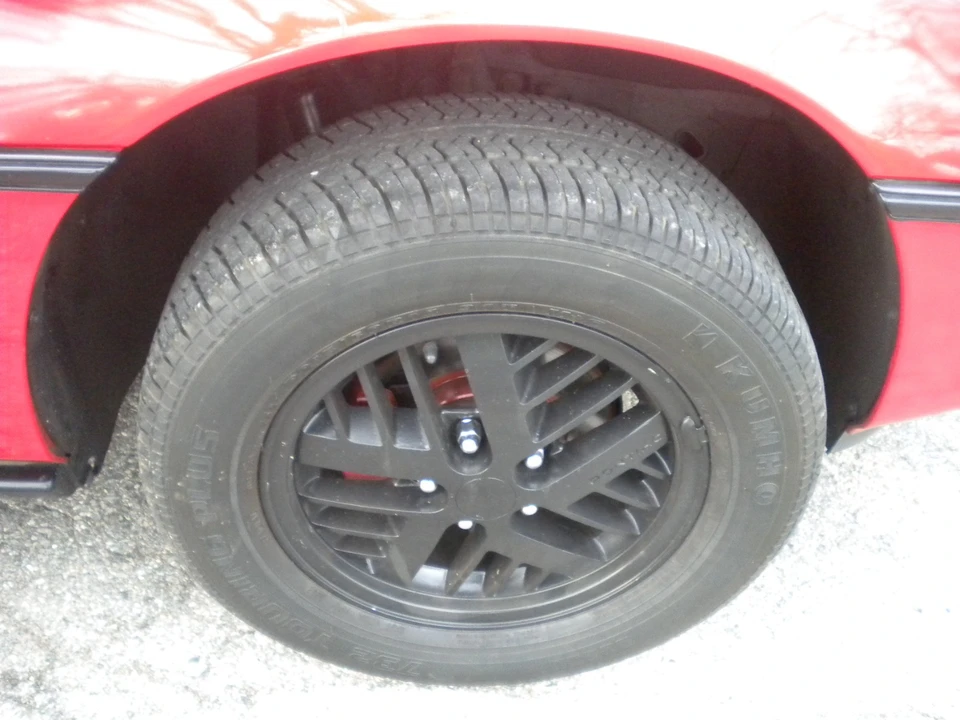 1984 Pontiac Fiero - Image 8 of 21