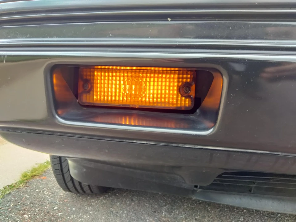 1984 Pontiac Fiero - Image 28 of 31