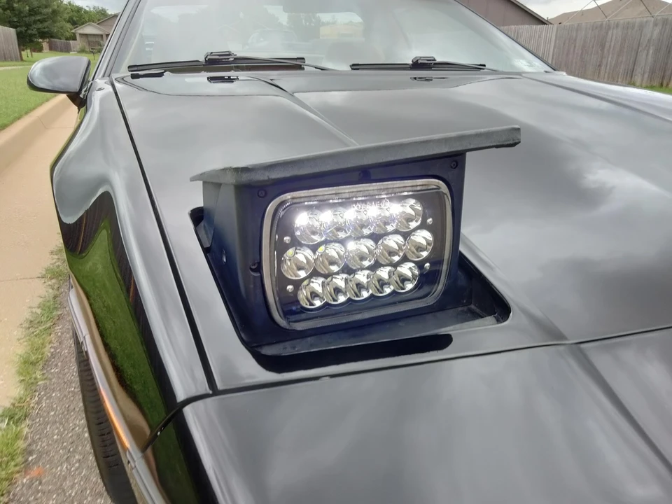 1984 Pontiac Fiero - Image 26 of 31