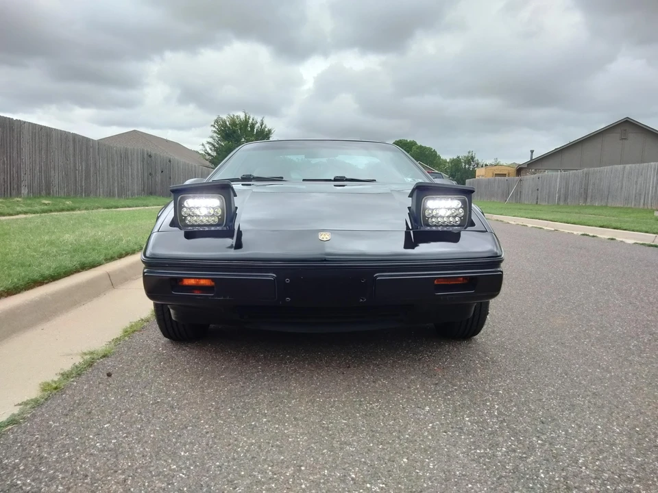 1984 Pontiac Fiero - Image 7 of 31