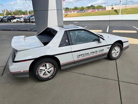 1984 Pontiac Fiero SE