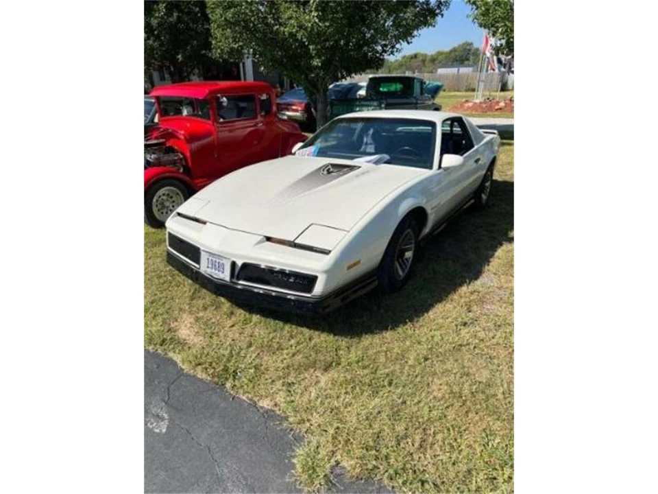 1984 Pontiac Firebird 3rd Gen - Image 14 of 30