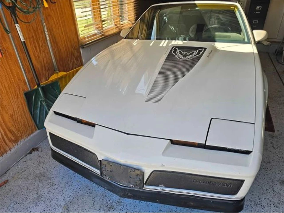 1984 Pontiac Firebird 3rd Gen - Image 8 of 21