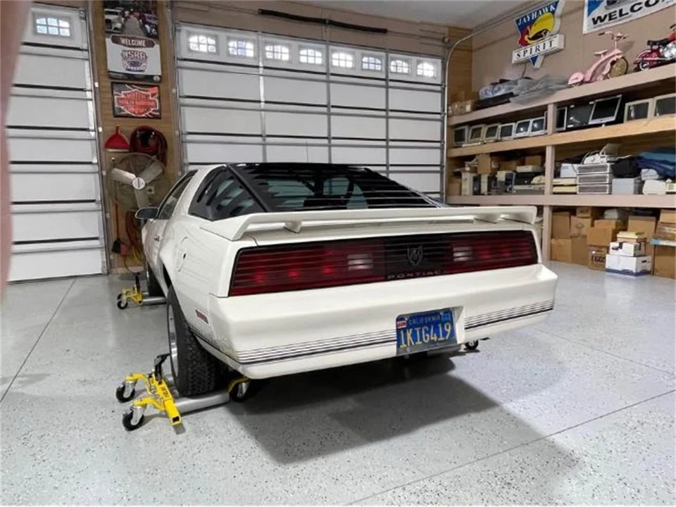 1984 Pontiac Firebird 3rd Gen - Image 4 of 10
