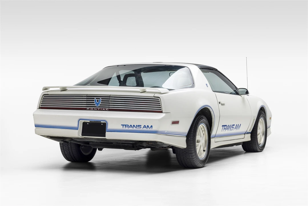 1984 Pontiac Firebird Trans Am 3rd Gen - Image 15 of 31