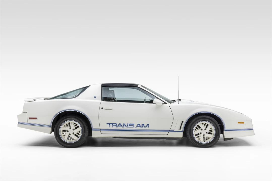 1984 Pontiac Firebird Trans Am 3rd Gen - Image 19 of 31