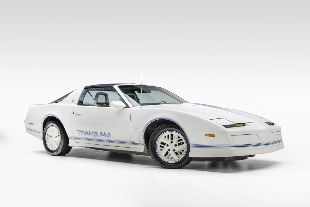 1984 Pontiac Firebird Trans Am 3rd Gen - Image 2 of 31