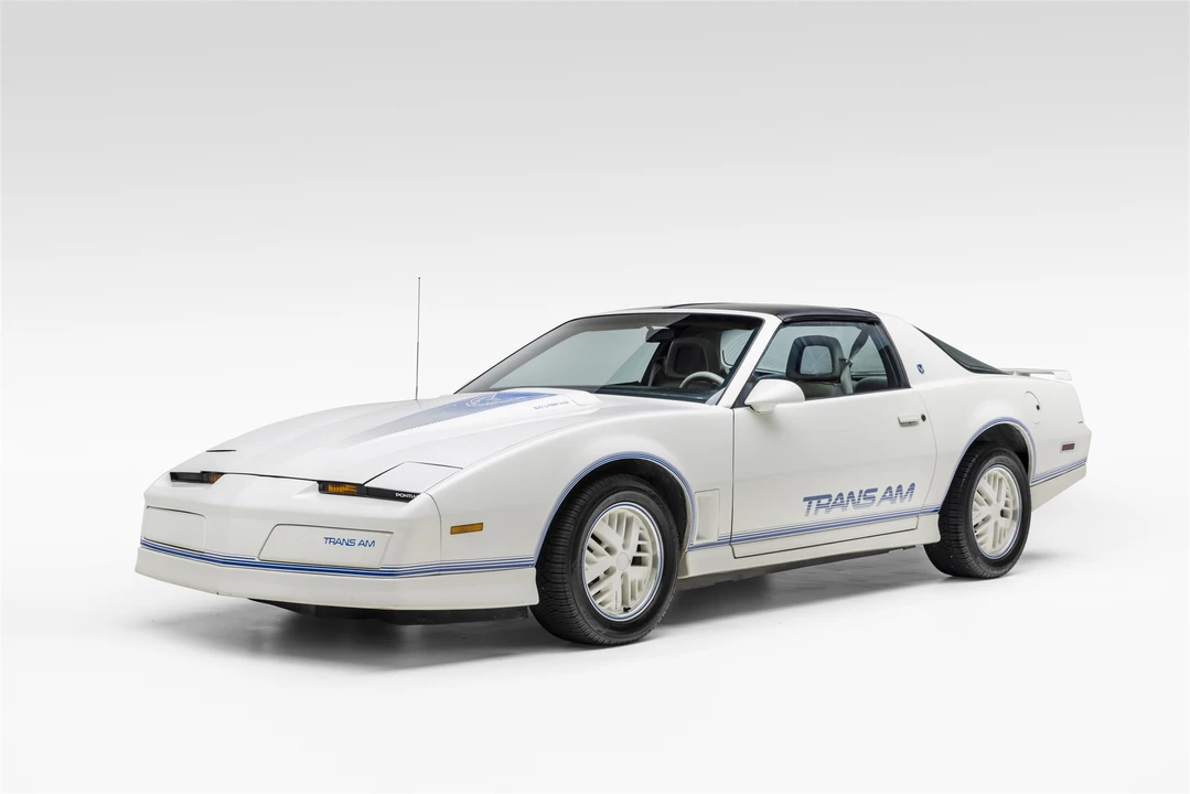 1984 Pontiac Firebird Trans Am 3rd Gen - Image 9 of 31