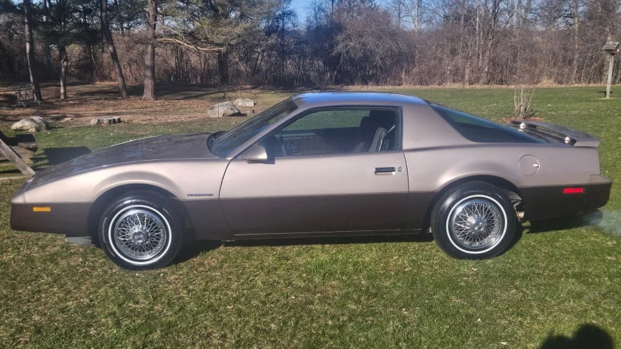 1984 Pontiac Firebird 3rd Gen - Image 2 of 12