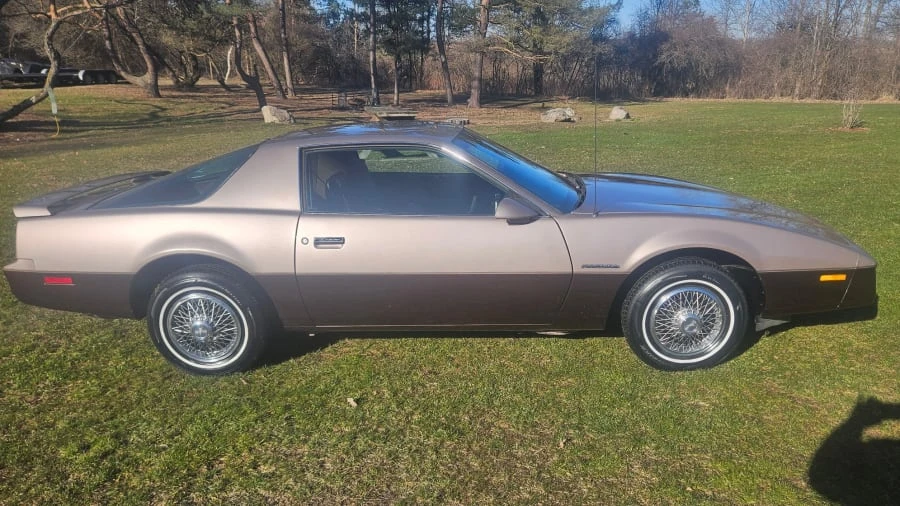 1984 Pontiac Firebird 3rd Gen - Image 6 of 12