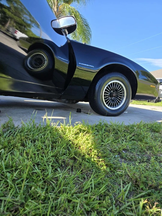 1984 Pontiac Firebird 3rd Gen - Image 9 of 31