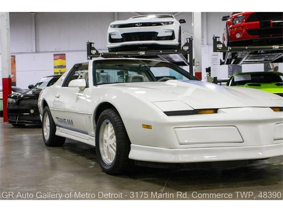 1984 Pontiac Firebird 3rd Gen - Image 24 of 31