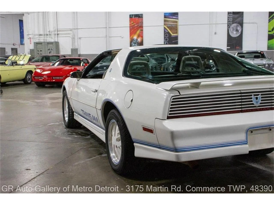 1984 Pontiac Firebird 3rd Gen - Image 22 of 31
