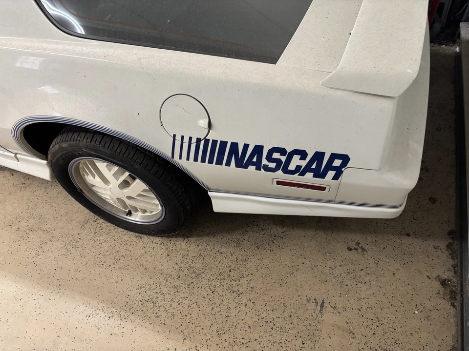 1984 Pontiac Firebird 3rd Gen - Image 4 of 15